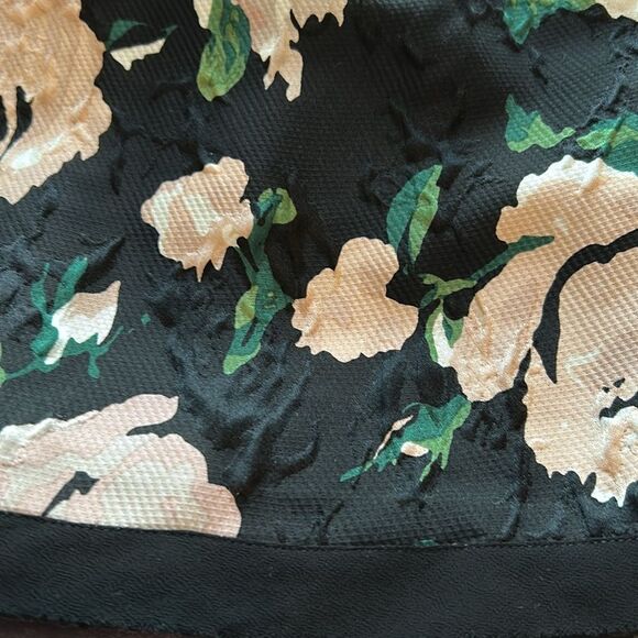 EUC Club Monaco Floral Silk Skirt (size 12) - Picture 6 of 8